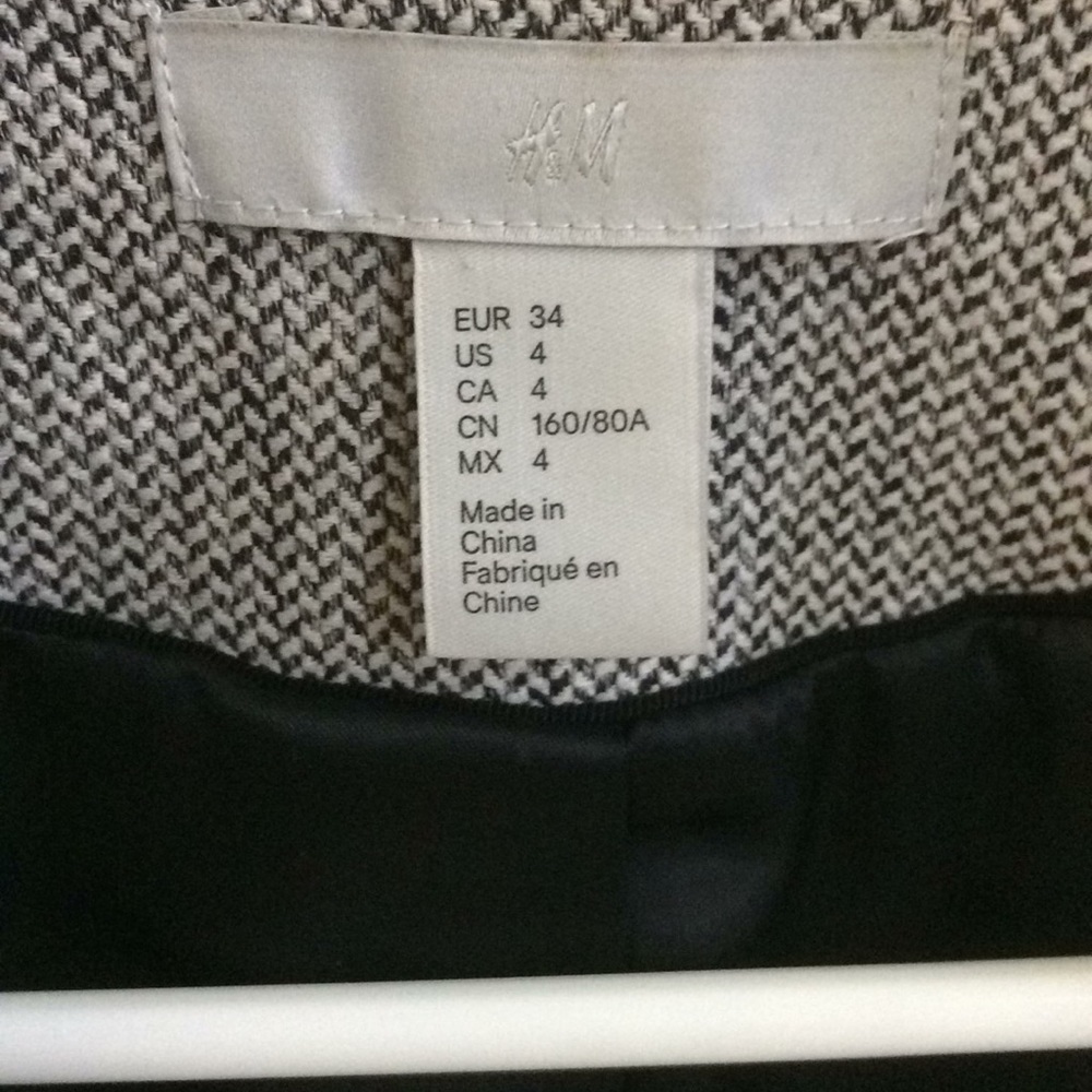 Women’s Jacket - Picture 3 of 3